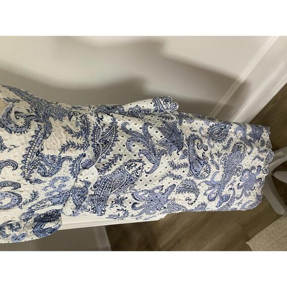 FARM Rio One Shoulder Dress in Blue and White Paisley - Picture 9 of 12